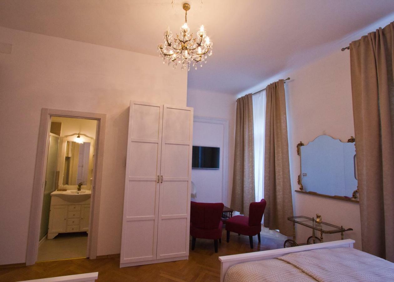 Golden Rooms Bed&Breakfast Triest Exterior foto