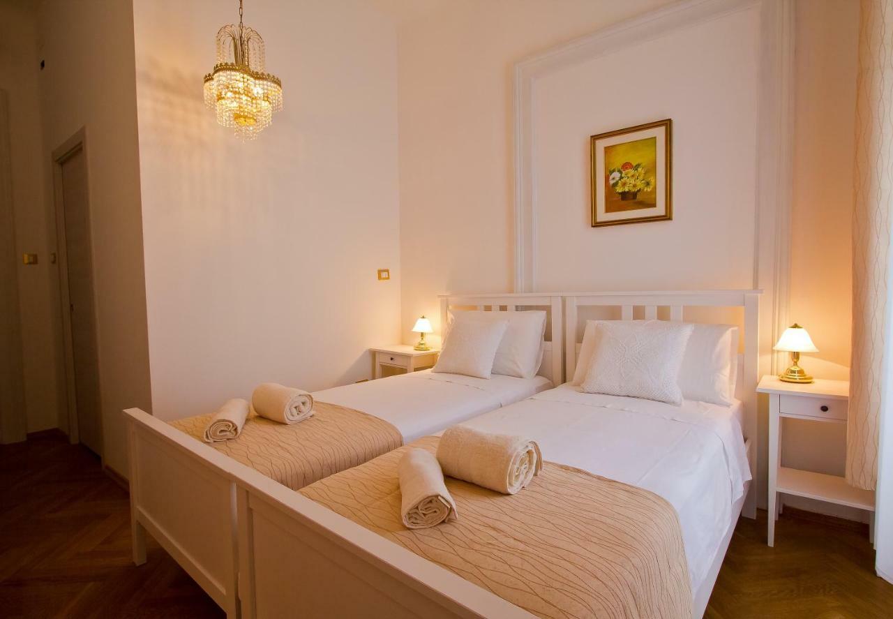 Golden Rooms Bed&Breakfast Triest Exterior foto