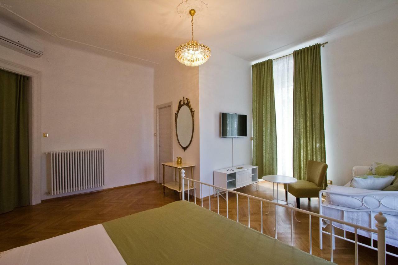 Golden Rooms Bed&Breakfast Triest Exterior foto