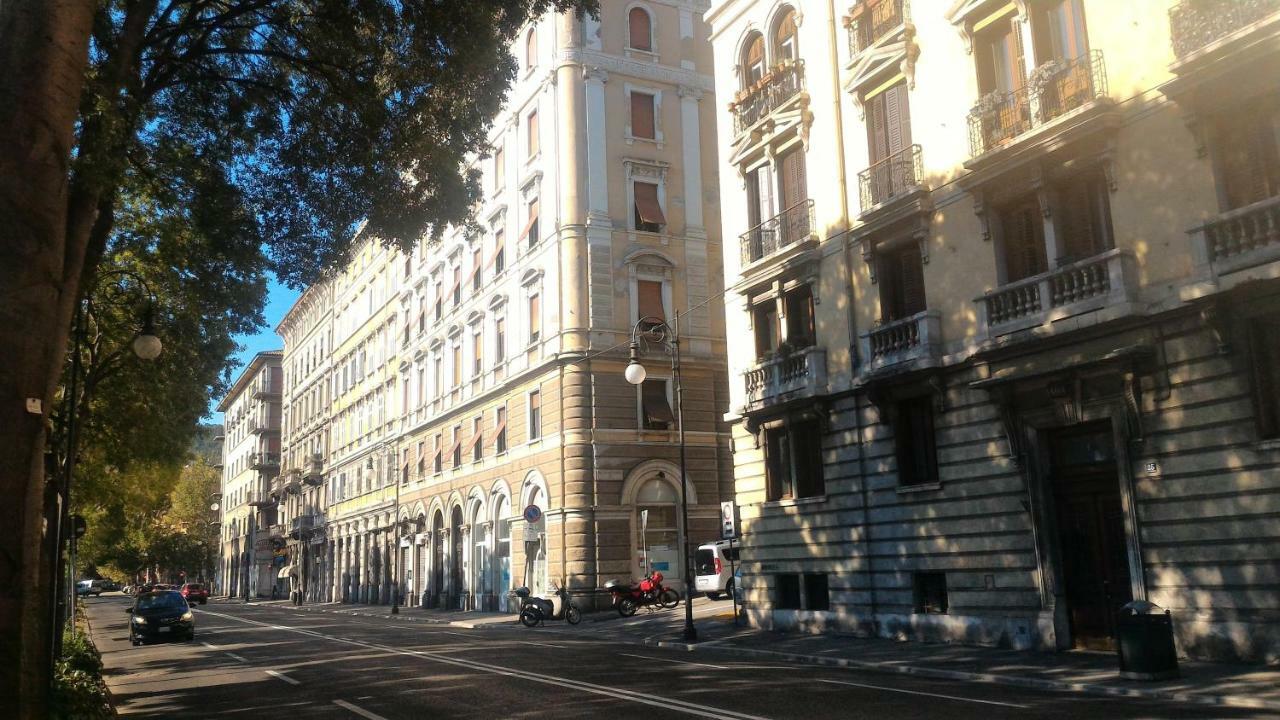 Golden Rooms Bed&Breakfast Triest Exterior foto